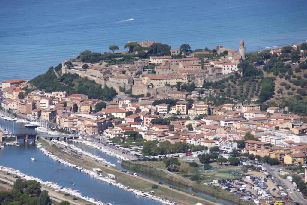 Hotel Lucerna Castiglione della Pescaia Bagian luar foto