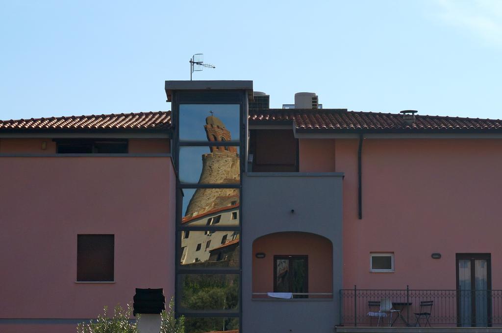 Hotel Lucerna Castiglione della Pescaia Bagian luar foto