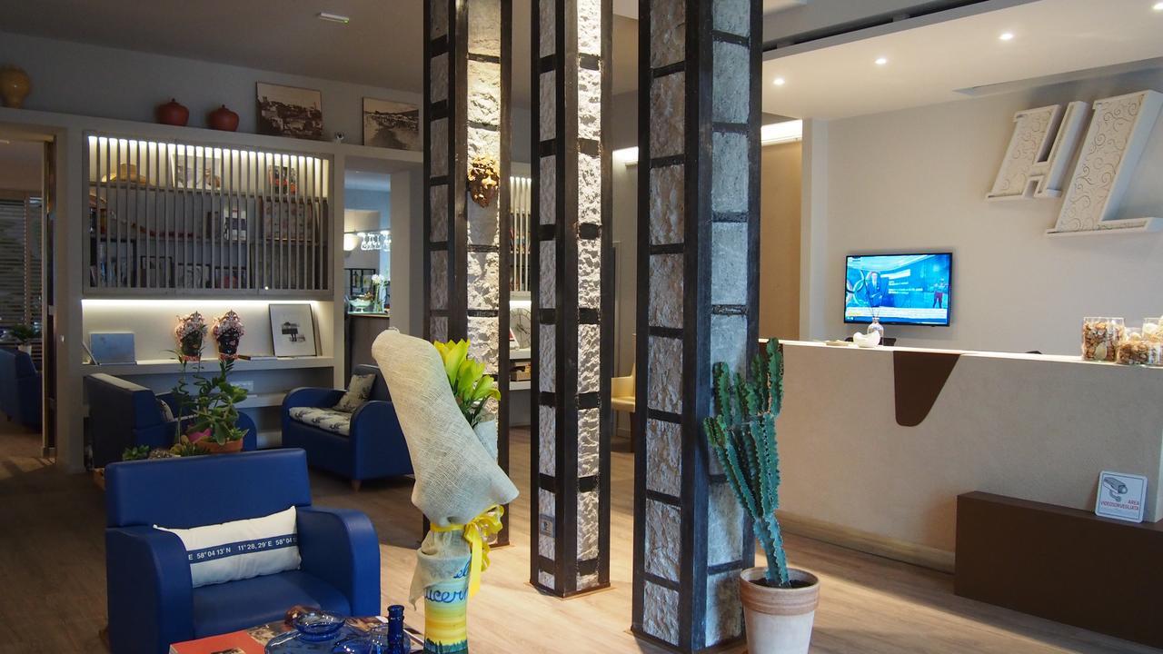 Hotel Lucerna Castiglione della Pescaia Bagian luar foto